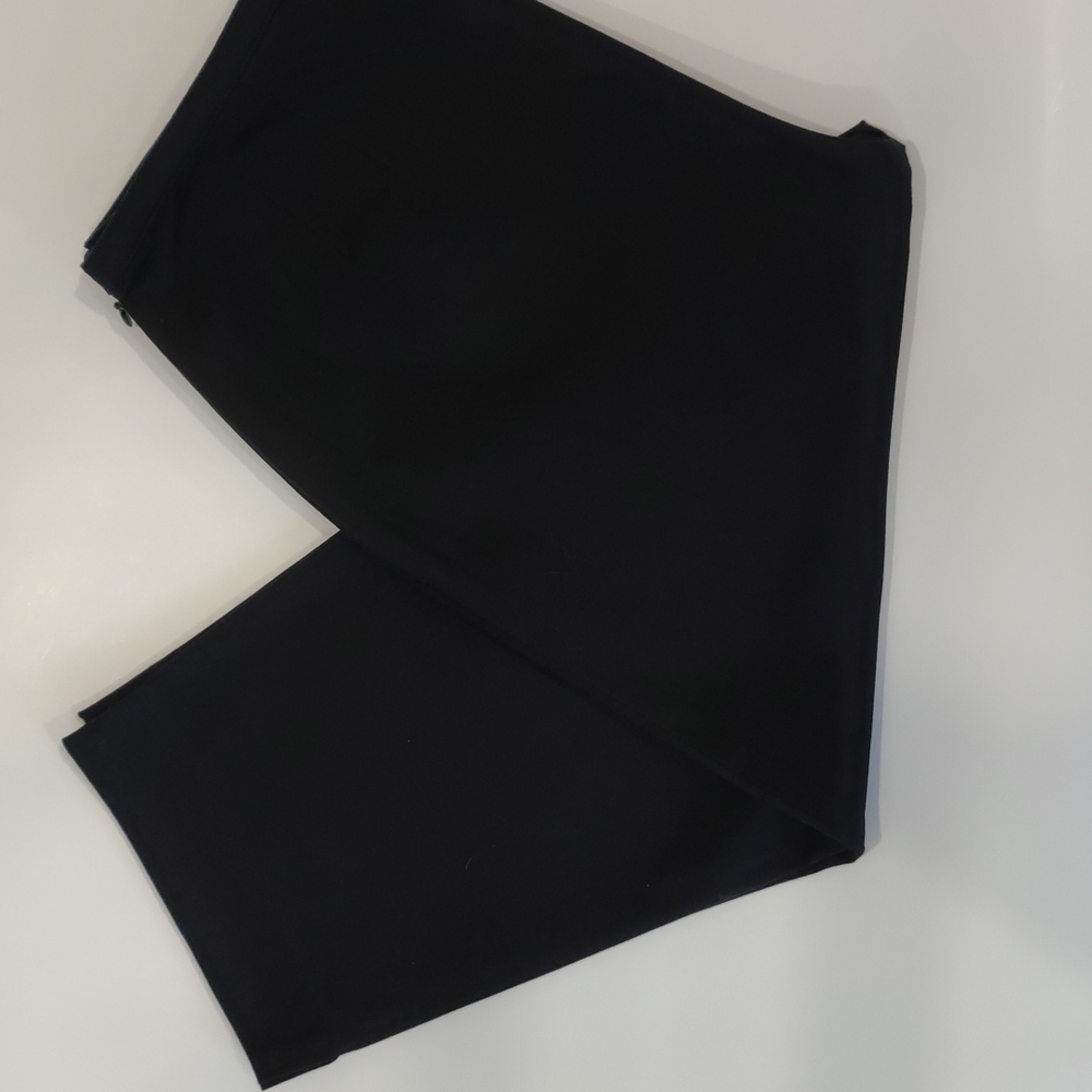 NWOT LOFT STETCH CAPRIS